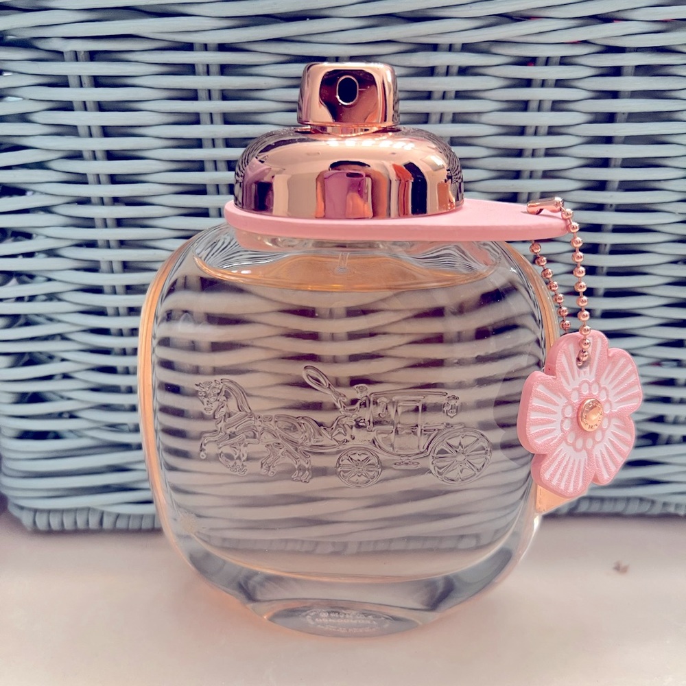 COACH Floral Blush perfume
